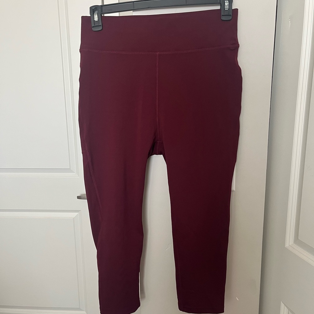 POP Fit Maroon Active Leggings